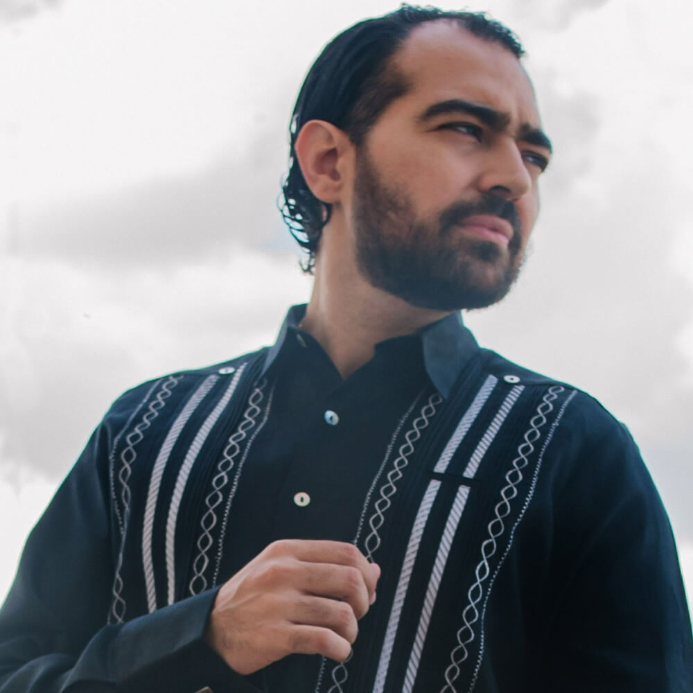 MERIDANAS GUAYABERAS 
